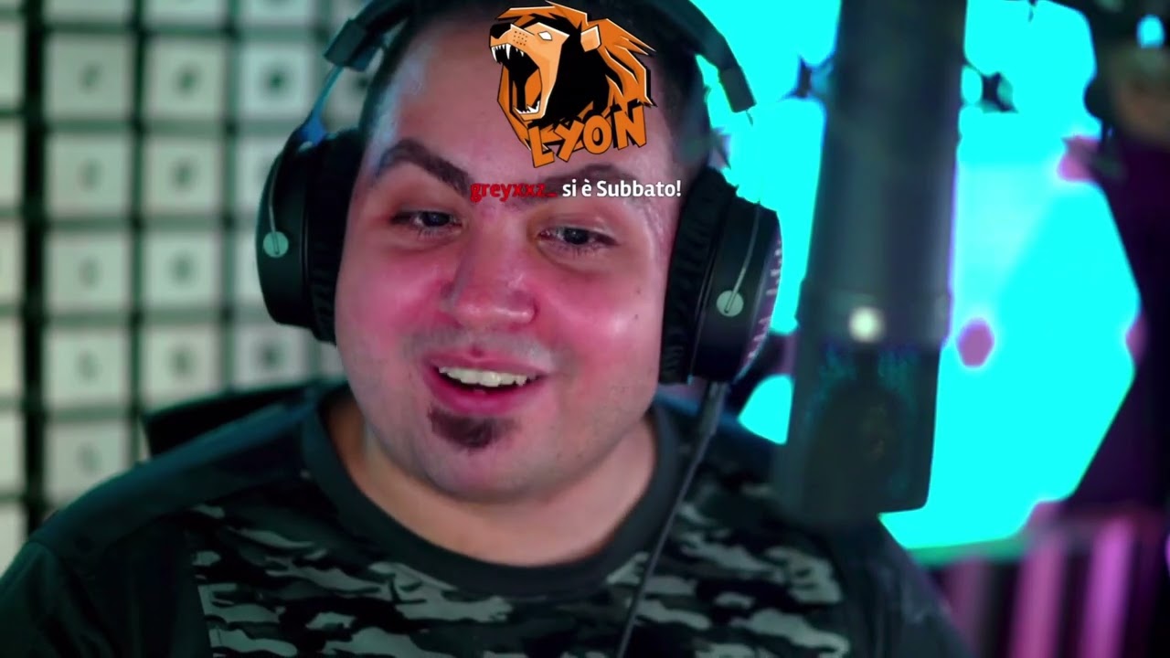 ALEX SI PREOCCUPA PER ANNA IN LIVE E LYON DIVENTA GELOSO!!