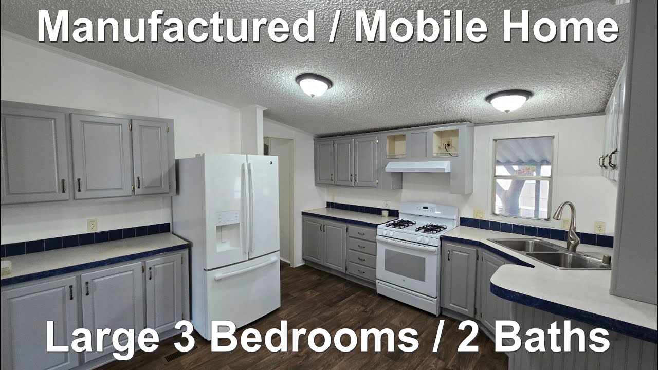 Mobile / Manufactured Home / Casa Movil, Large 3 bedrooms, 2 baths, Fernwood, Ontario, California.