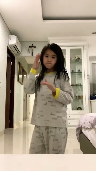 Aku hanya pelarian lagu jaman dulu