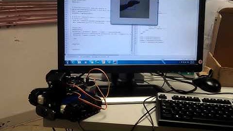 Controlling Servo Motors using hand movement (visual Servoing)
