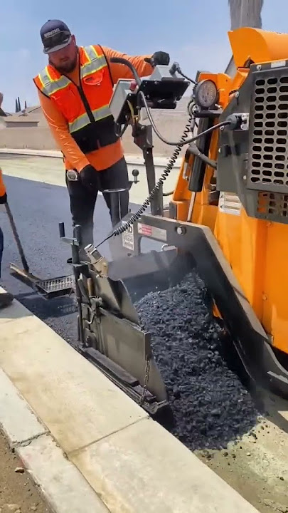 Day in the life 🎥: @moedevelops #asphalt #construction #paving