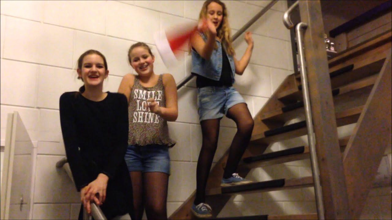Kerst-lipdub van Dansgroep 6    l Dansschool L2D l
