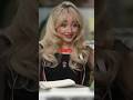 Capture de la vidéo Sabrina Carpenter On Breaking Up With Barry Keoghan 😳