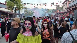 The Crowds are Insane at Six Flags Fiesta Texas Fright Fest for "The Arrival" Halloween Event 2026