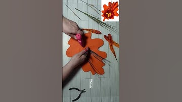 Dollar Tree Leaf Wreath Form | Fall Autumn Felt DIY Tutorial #wreath #fallwreath #wreathmaking