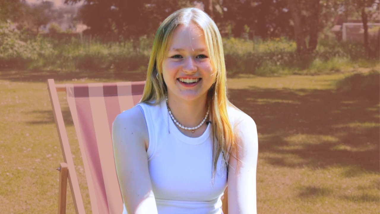 Life In An English Boarding School | Anna from Russia