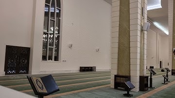 تلاوة لفجر يوم الثلاثاء ٣/١٧ من سورة الأحزاب للقارئ أنس الميمان