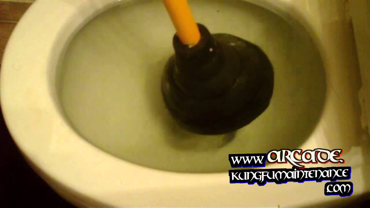 One Quick Way To Stop Toilet Overflowing Or Minimize Water ... One Quick Way To Stop Toilet Overflowing Or Minimize Water ...