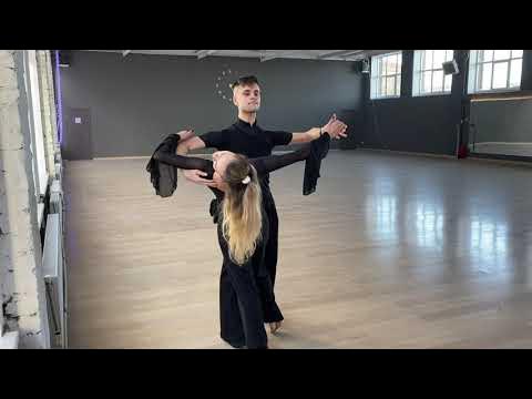 Алексей Глухов и Анастасия Глазунова