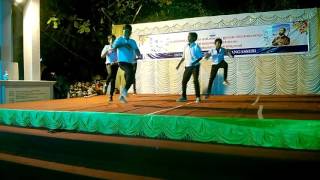 best school group dance 2k16| mukkathe penne| collegin maidhanathu| baha killuki