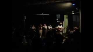 White Shoes & The Couple's Company: Intro - Sans Titre