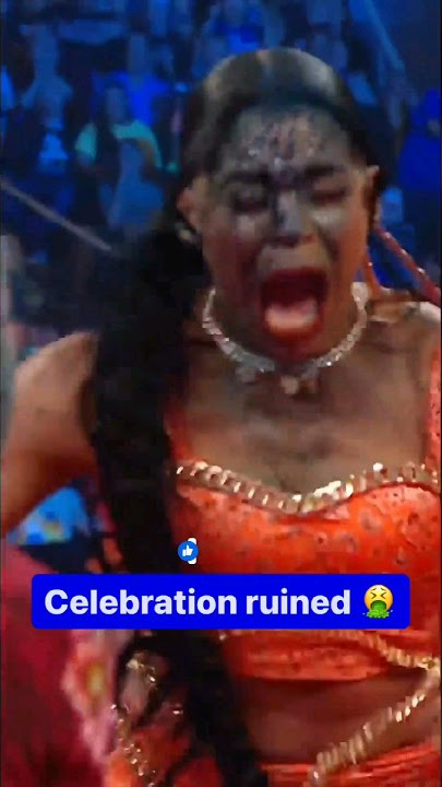 Asuka Poison 🤢 Mist on Bianca Belair #viral #biancabelair #romanreigns #bloodline #youtubeshorts