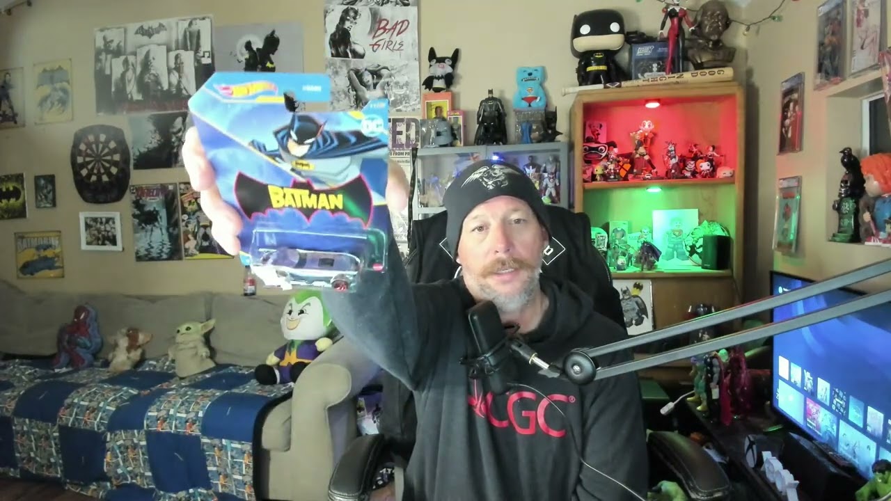 Toys straight out of the comics! Plus a few actual issues...