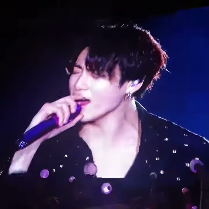Jungkook’s HIGH NOTE in DIMPLE so beautiful @BTS 5th MUSTER in Busan DAY 2