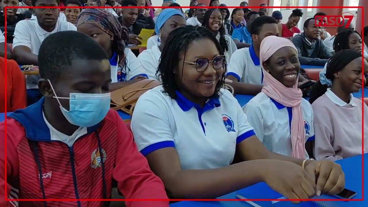 Les opportunités des bourses chinoises présentées aux étudiants de l’Université Aube Nouvelle