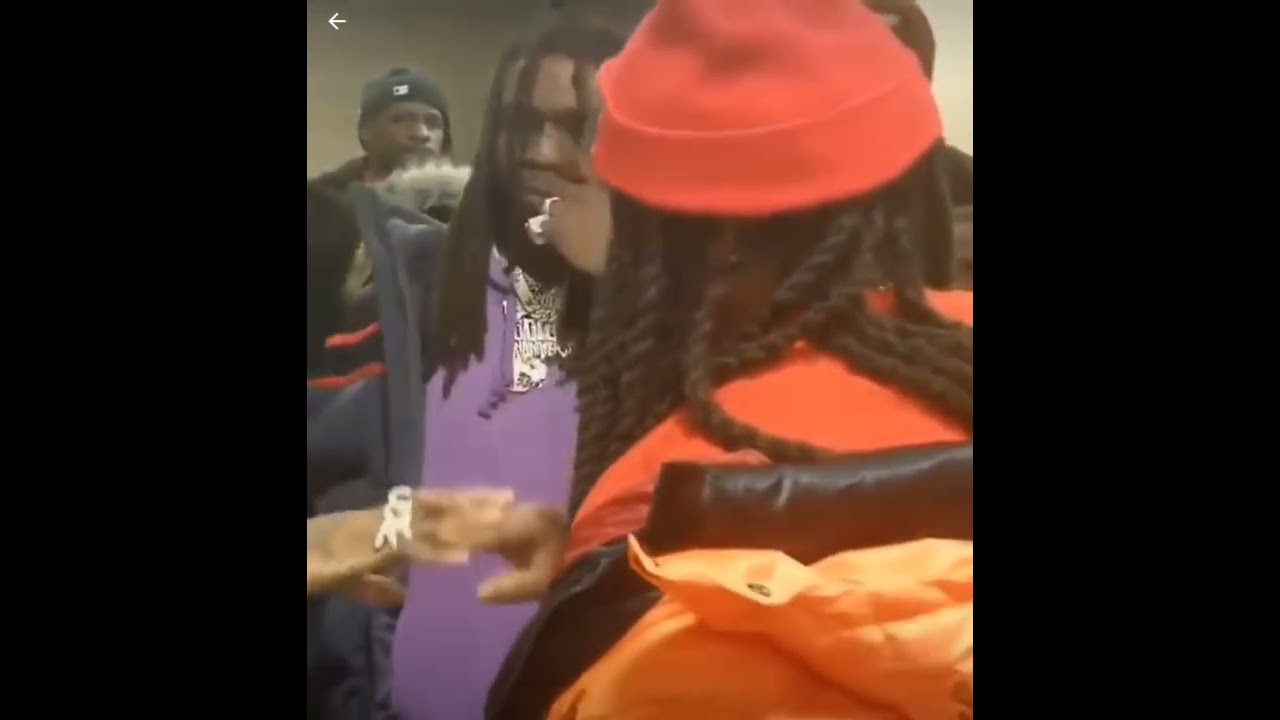 Lil Durk Links Up With Chief Keef But There S Bad Tension In The Air Chicago Fyp Subscribe