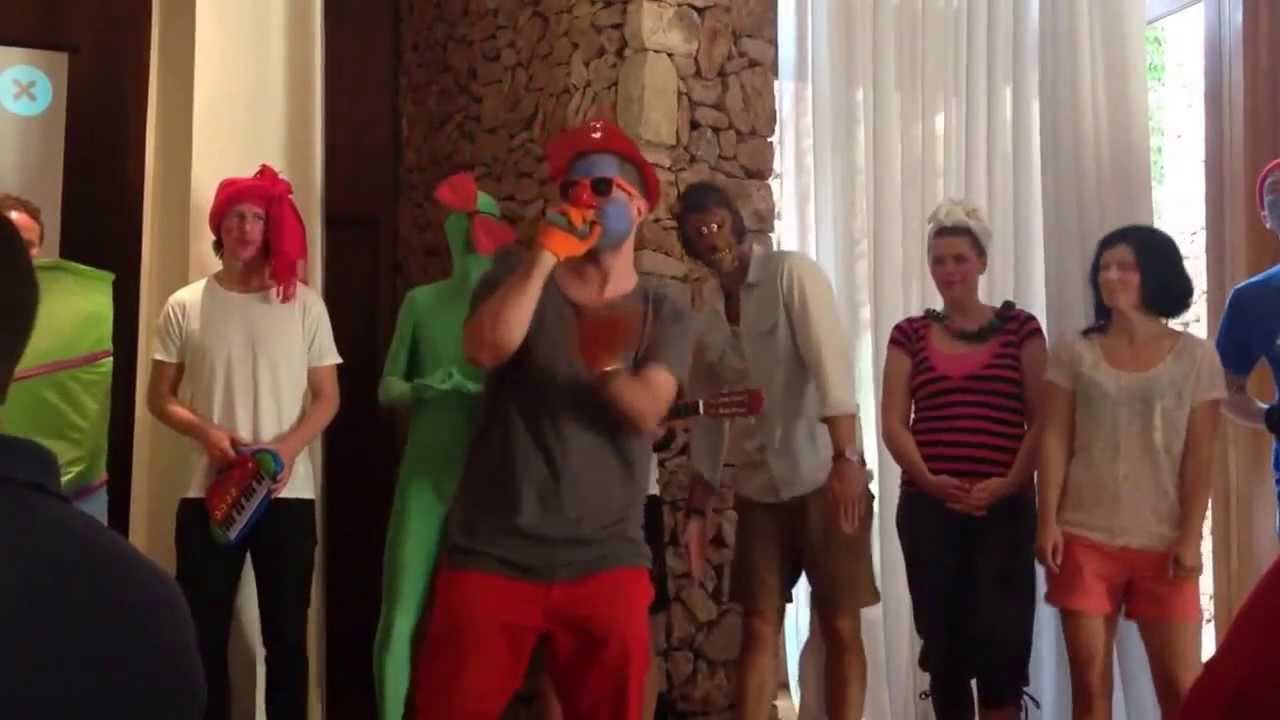 Toca Band performance