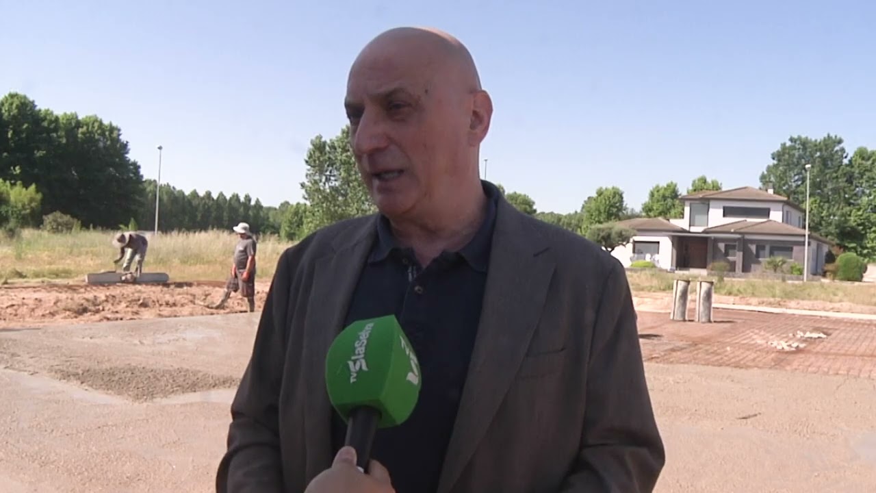 Riudarenes construeix una nova pista multijoc a Can Campà per fomentar l’oci infantil i familiar