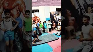 تعليم جمباز وفنون الدفاع عن النفس ك سالم دياب بويكا Teaching gymnastics and martial arts Salem Boyka