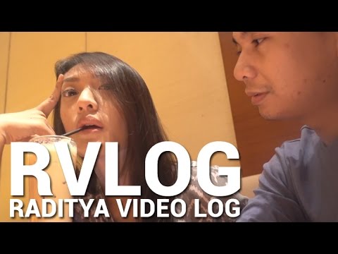 RVLOG - DEADLINE NULIS TAPI MALAH PACARAN
