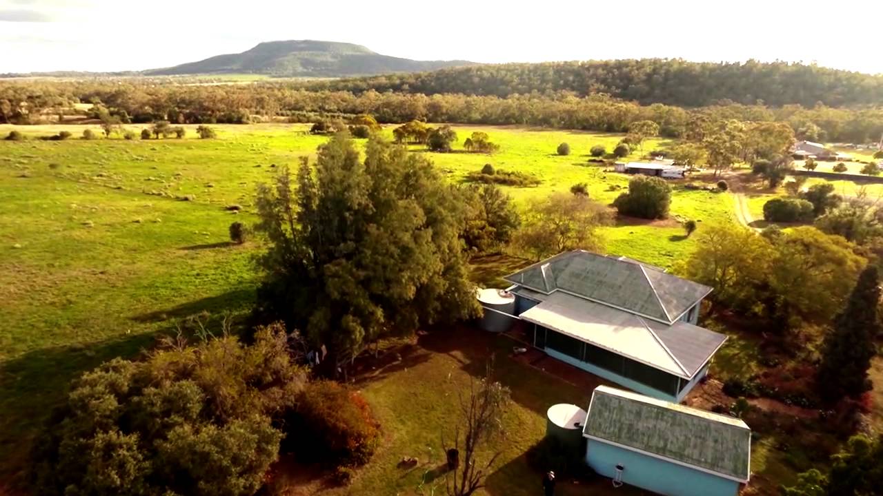 FATHER TO SON - LIVERPOOL PLAINS. NSW. AUSTRALIA