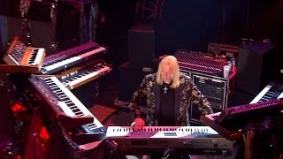 Yes ~ Don't Kill the Whale ~ Live at Montreux [2003] [HD 1080p] chords