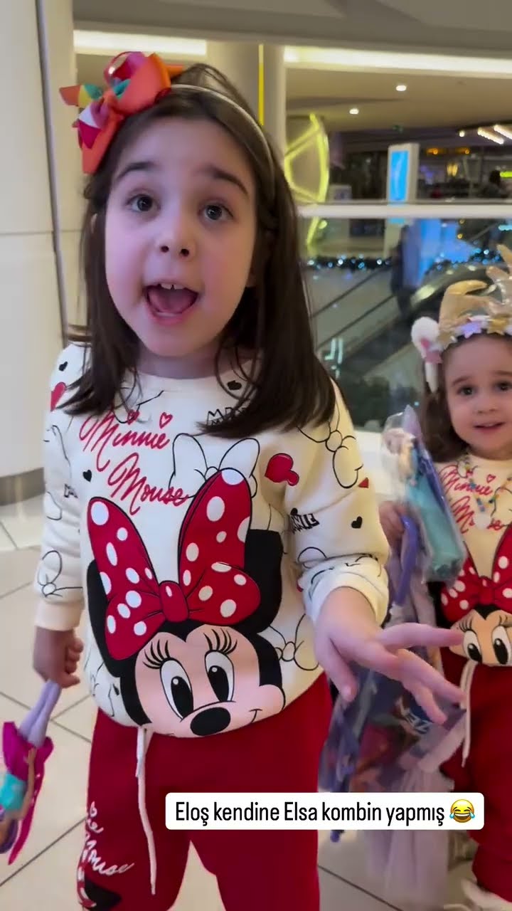Eloş kendine Elsa kombin yapmış?