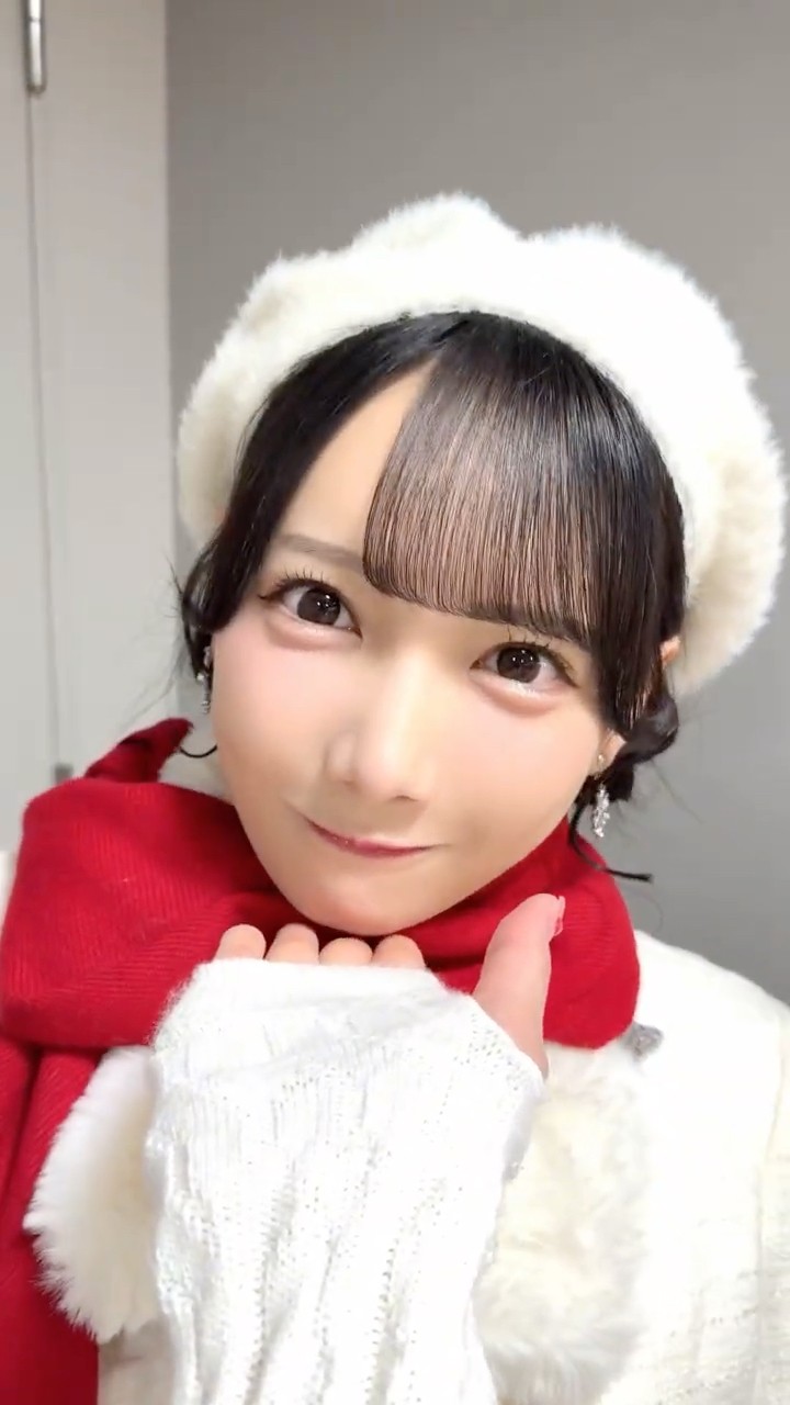 ハート真っ赤 耳は冷たくて❤️ #はんぶんこクリスマス #鈴木瞳美