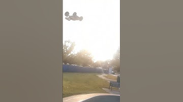 RC Car double backflip Skatepark🚀 #bashing #arrmakraton #backflip #shorts