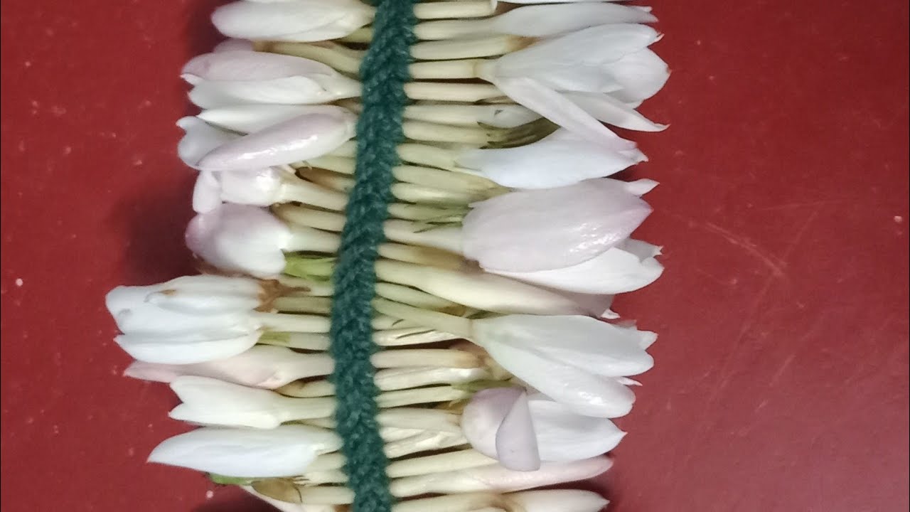 Easy tricks to jathi malli flower in criss cross method| pooran kattu| pinnal jadai🥰pichi poo method