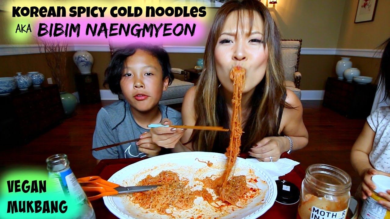 *vegan* SPICY COLD NOODLES aka bibim Naengmyeon • MUKBANG