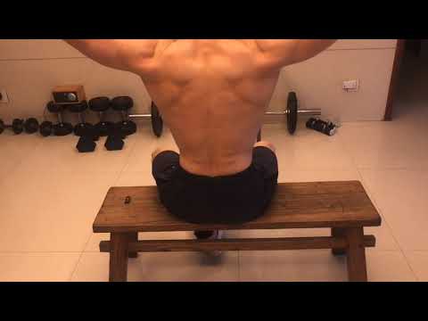 50岁的大叔这身肌肉还行吗？/is the 50 year old s muscle?