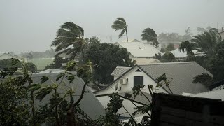 Ураган "Балал" накрыл Маврикий и Реюньон