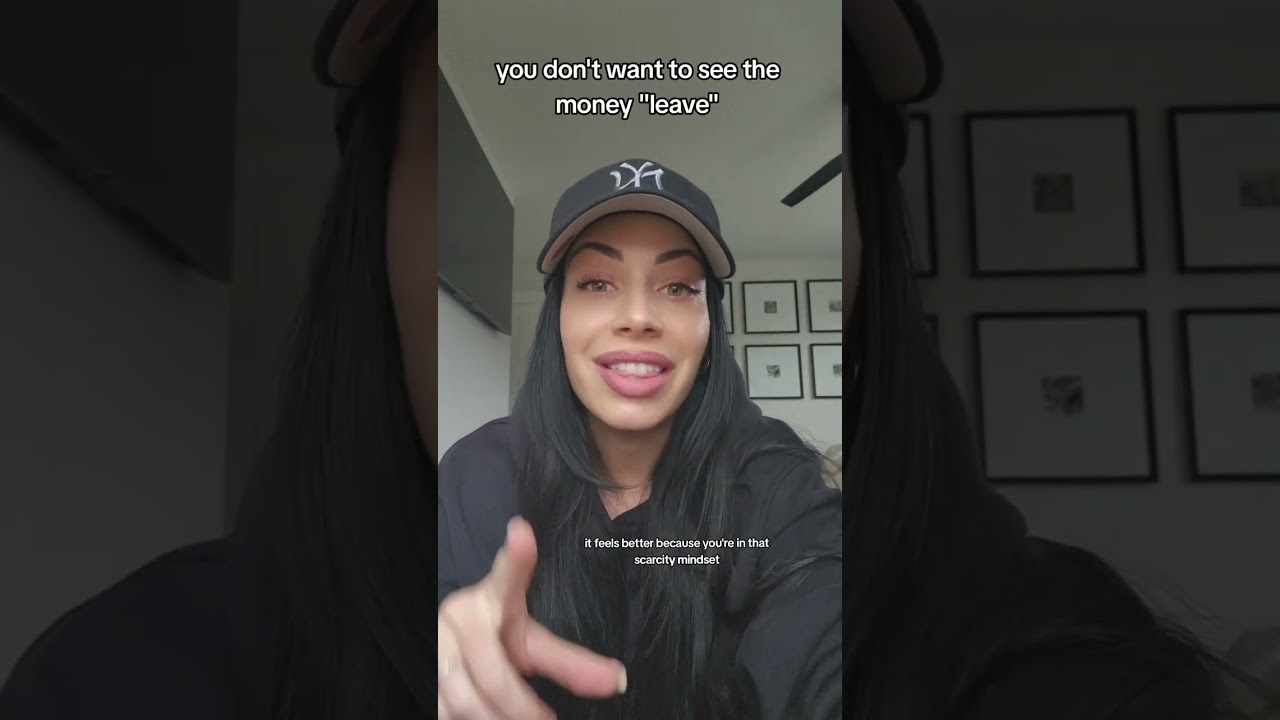 Stop money anxiety in its tracks 👣 Ready to heal your relationship with money and go from surviving