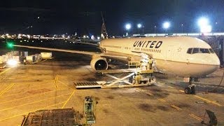 ENGINE MALFUNCTION! United 767-300WL Takeoff from Newark w/ Stunning view of NYC!