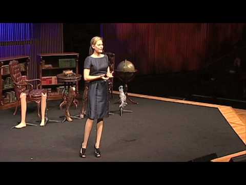 Aimee Mullins: How my legs give me super powers