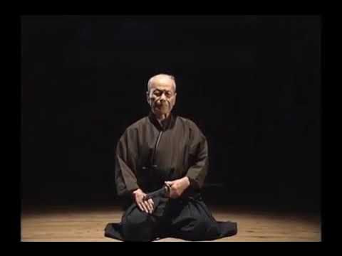 Iaido Reiho Iwata Norikazu Sensei (Translation in description) 居合道 礼法