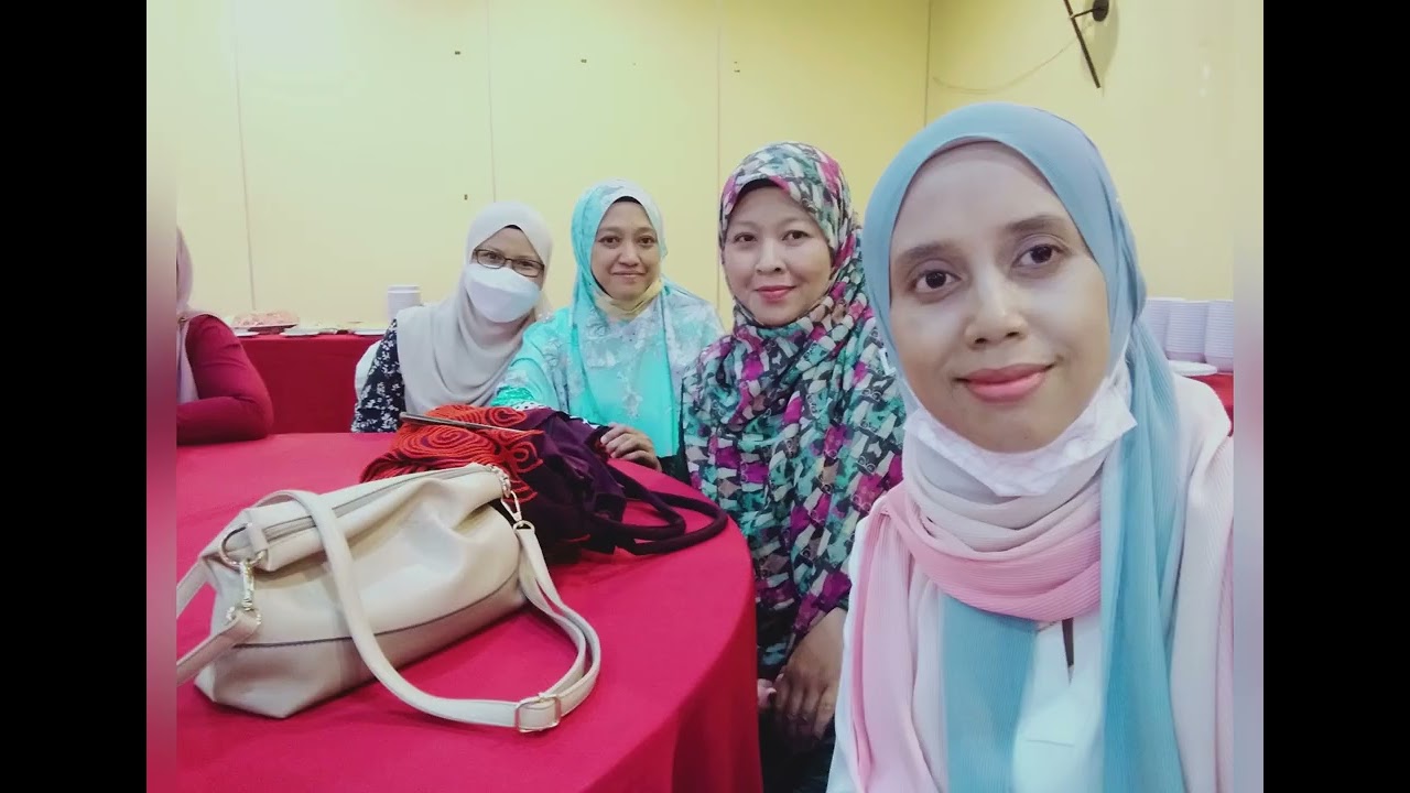 Majlis Sekalung Budi Seindah Kenangan Sempena Pertukaran Pn. Fadhlina binti Zakari