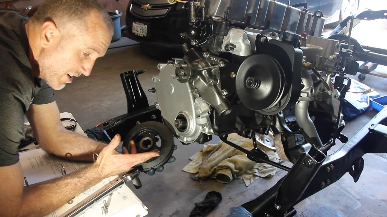 Jeep CJ7 258 Engine Harmonic Balancer Install YouTube