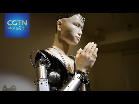 Un robot japonés transmite enseñanzas budistas - YouTube