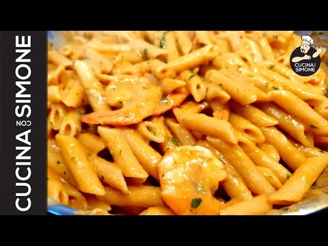 Video: Cucinare gli spaghetti con i gamberi in salsa cremosa: una ricetta