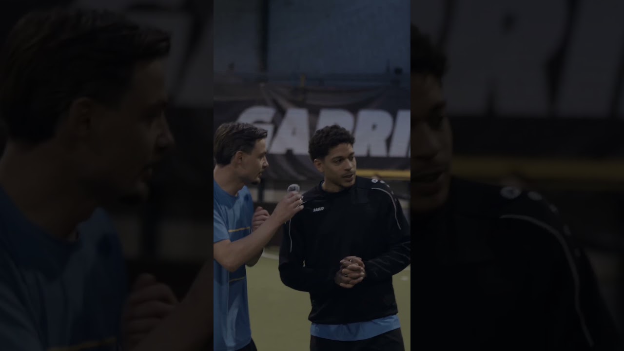 Een voetbaltoernooit tussen Content Creators? platzak moest aanwezig zijn! Om 18 uur Online! ⚽️😎