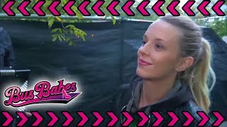 Jule On Tour Mit Fiddlers Green Aufs Freudentanz Festival Bus Babes Kabel Eins