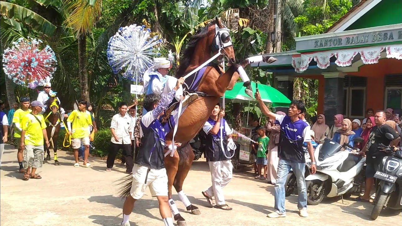ARAK ARAKAN KUDA JINGKRAK DESA KARANGGETAS PITURUH
