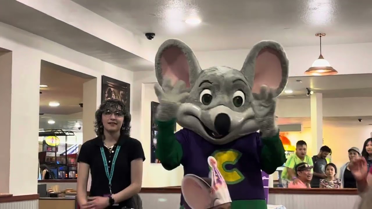 Chuck E Cheese Birthday Star Spectacular with introductions by Stephanie Routh-Lynnwood, Washington