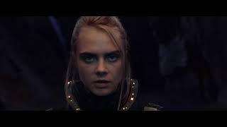 Valerian And The City Of A Thousand Planets - Champagne Scene