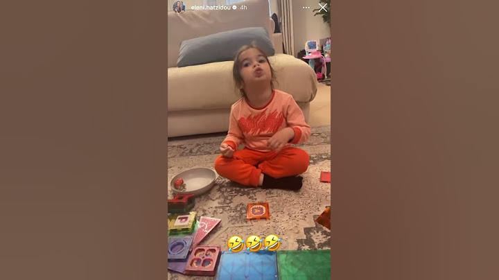 Η Ελένη Χατζίδου και η Μελίτα τρώνε φράουλες 🍓
