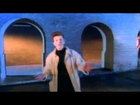 Montaje: RICK ASTLEY canta ME HE PUESTO TETAS