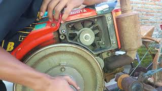 Download Lagu Ikutan tren saya membuat suara nging pada Traktor G 1000 mesin Kubota RD 85 1S MP3