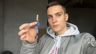 Первый раз заходим в мою сталинку 30м2. Маленькая квартира. Квартира студия. Ремонт однушки видео